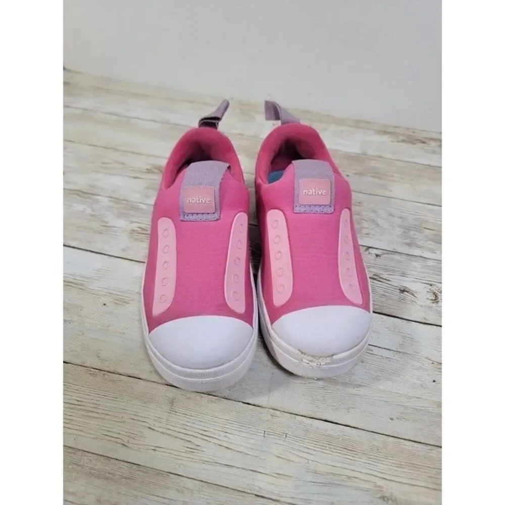 Native Jefferson Hero Toddler Size C10 Sneaker Water Shoes Pink‎ White